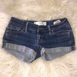 Abercrombie & Fitch Jean shorts 